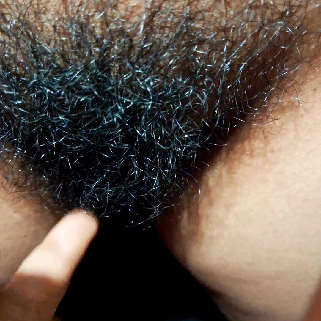 Maid Pussy Fingering Cuming Pussy rubbing with hand hardly