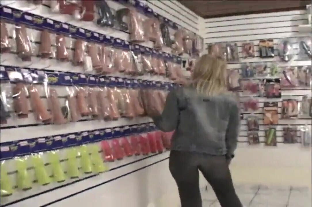 Whore Mart Hole Hiady Mansur