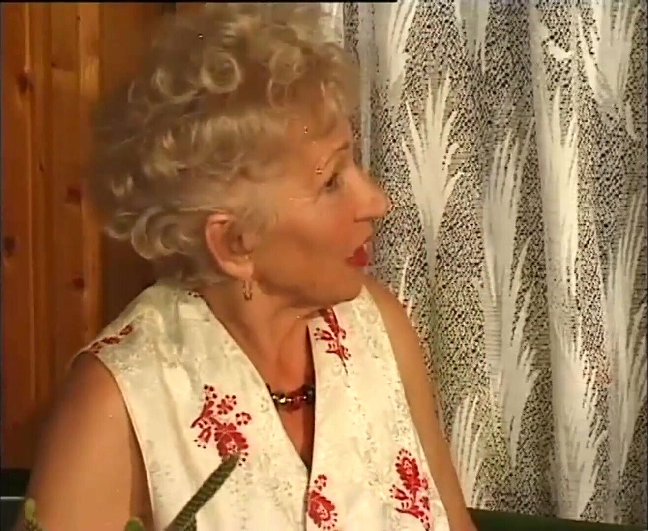 Mature hardcore gangbang