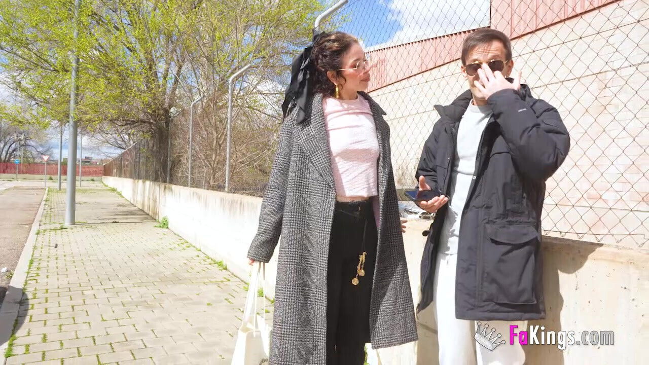 college girl needs money. Fedora Morelli starts porn!