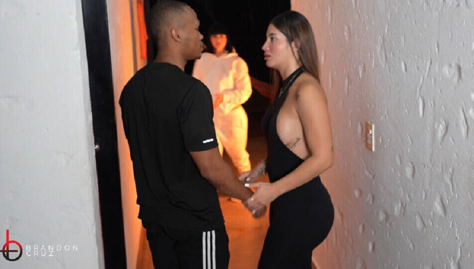 Cuckold husband bathroom with wife's stepsister Brandon Cruz Luna Vitaler