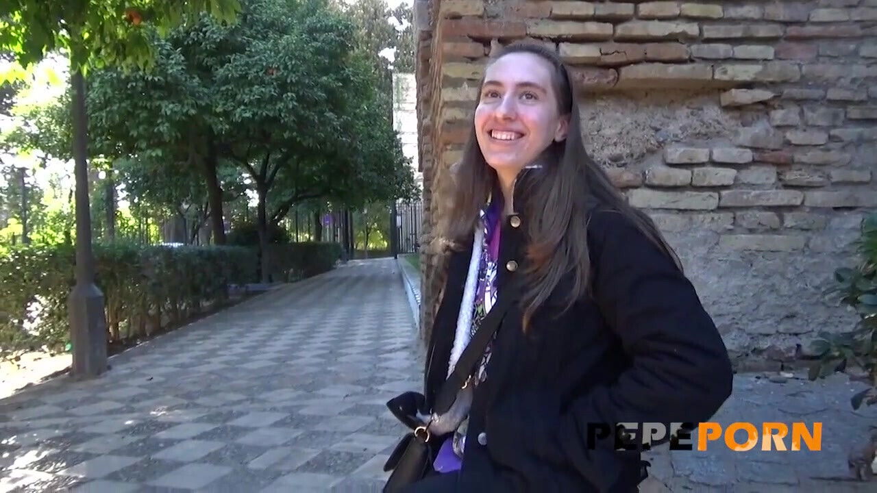 Just wants first porno. loses virginity PepePorn