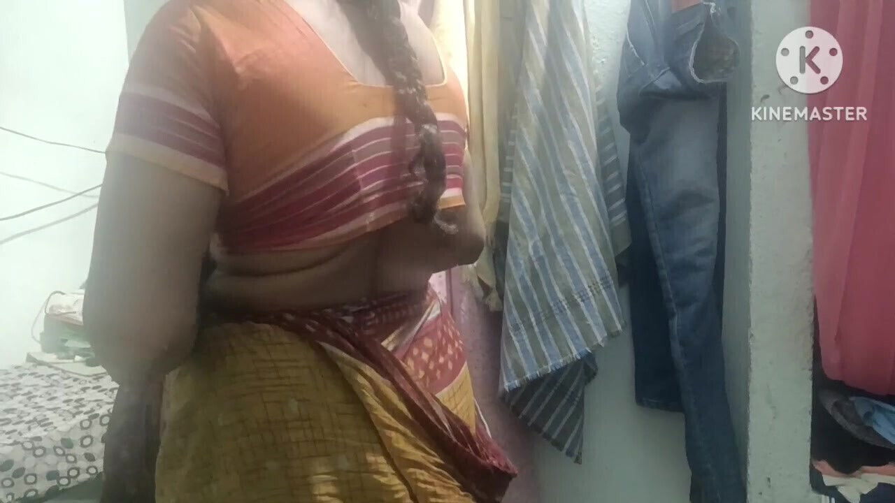 Indian desi Village wife removing saree front boyfriend