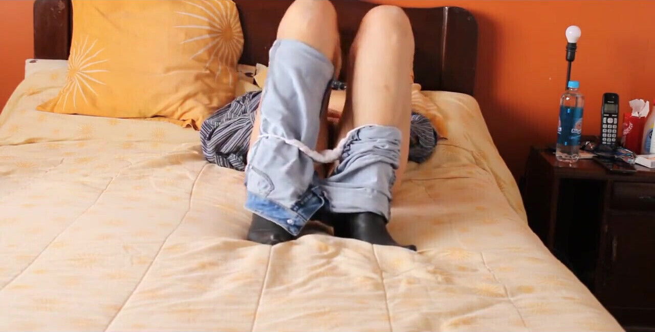 Maid Masturbates Watching Porn Jerk Front Her, Lick Hairy Pussy