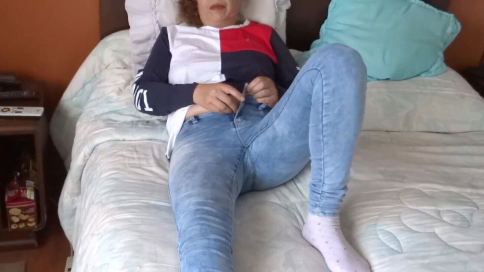 year latina step masturbates front stepson cums hairy pussy