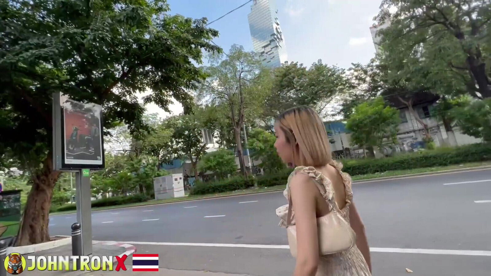 JohnTronX with wonderful amateur Asian girl ends creampie