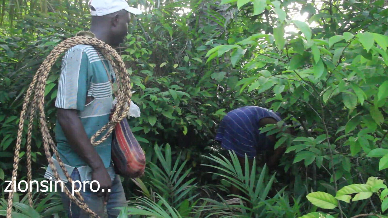 Lucky Farmer Caught This Fuck Farm Decided Fuck Black Girl Compensation