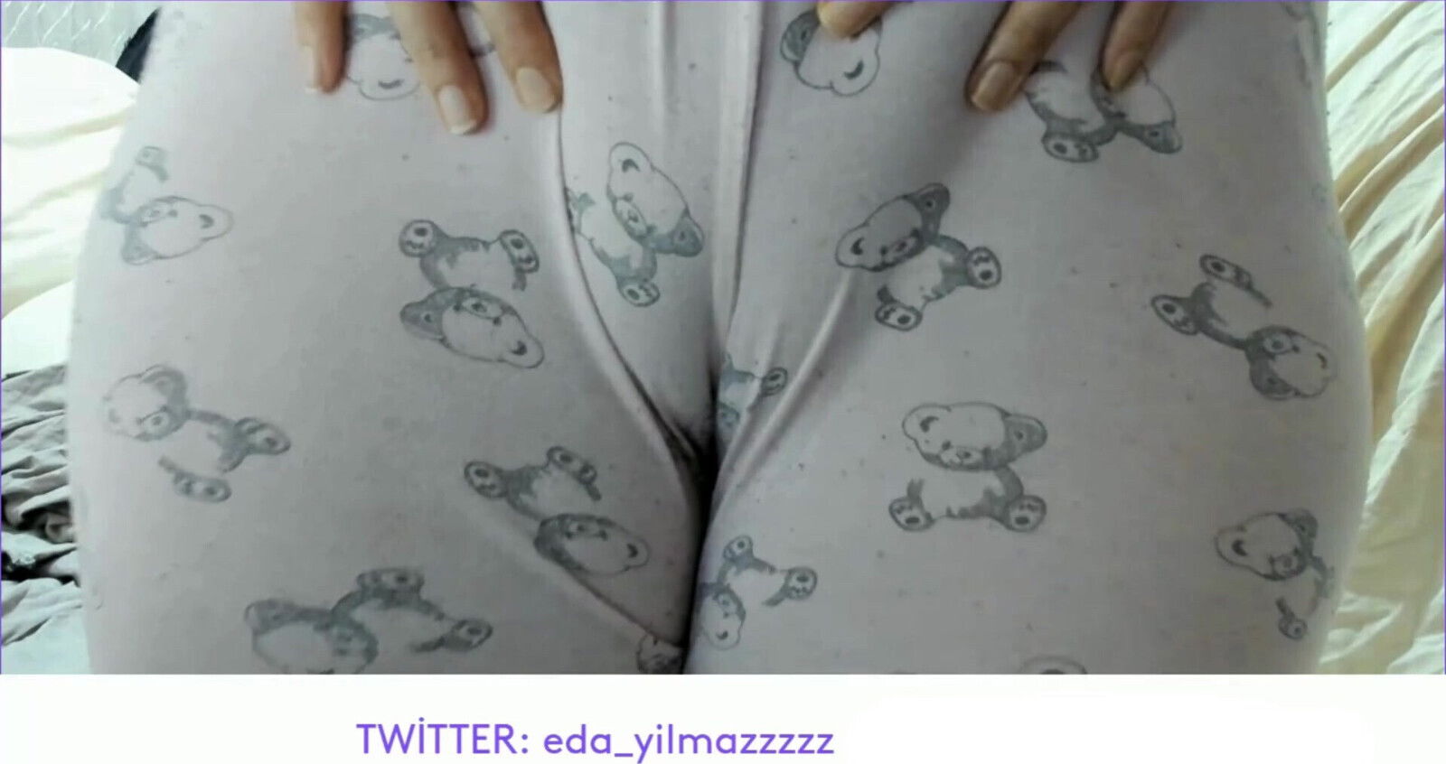 CAMEL TOE- CAMEL TOE- CAMELTOE- TURKISH MILF- TURKISH PORN- PAJAMAS- PUSSY- TURKISH DISCLOSURE- DISCLOSURE