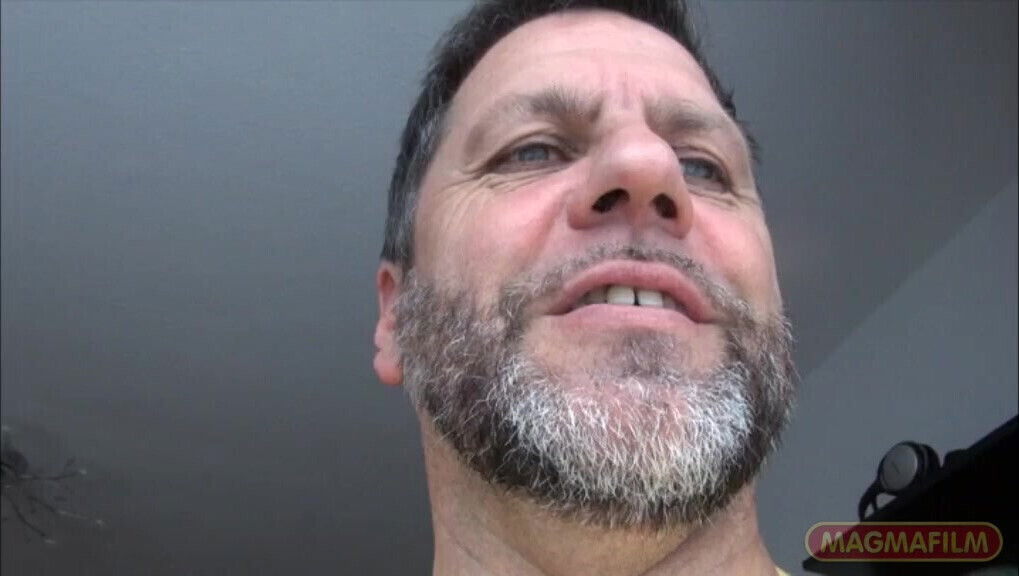 Manu Magnum Wants Visit Apartment Gets Threesome