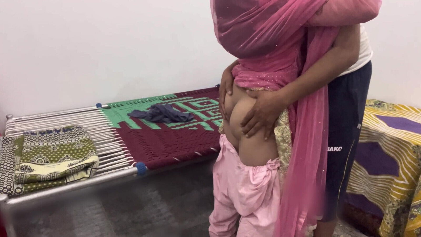 Pregnant Desi StepMom fucked pussy servant