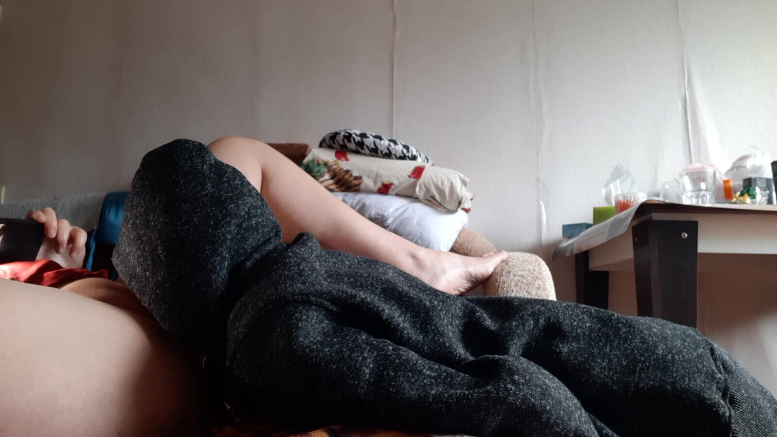 When boyfriend went take shower, seduced fucked