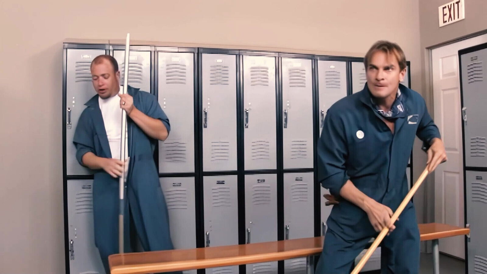 Brynn Tyler, London Keyes Ashli Orion Sharing Pussy Lockerroom Shower