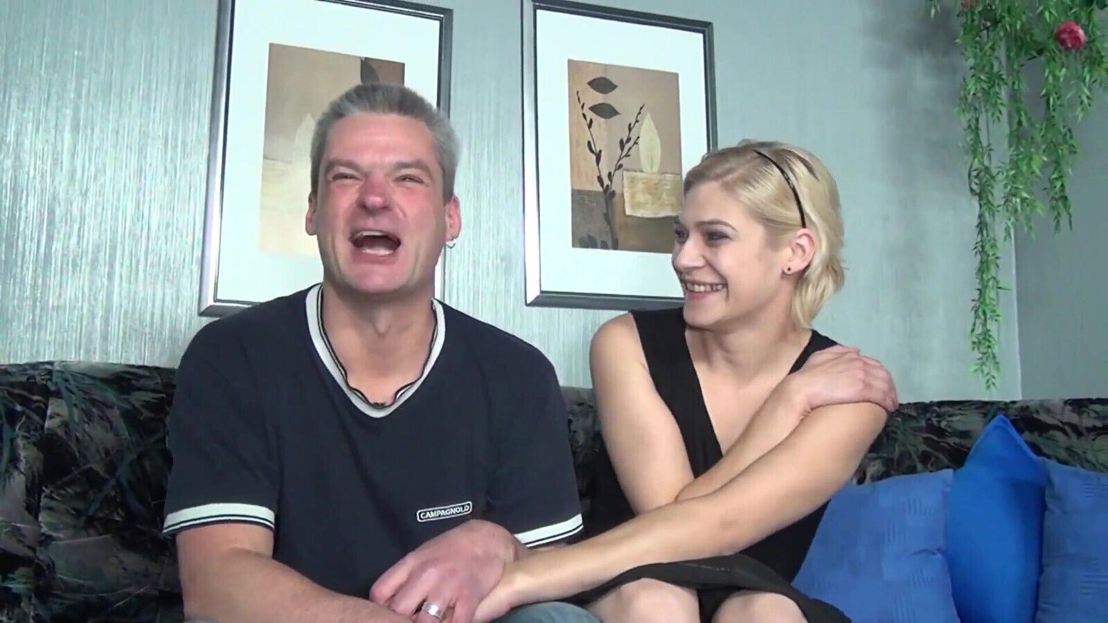 Here woman like suck cocks