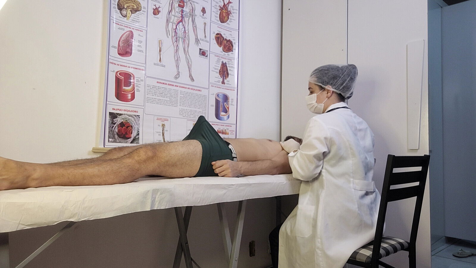 Patient Becomes Rigid Front Nurse During Examination