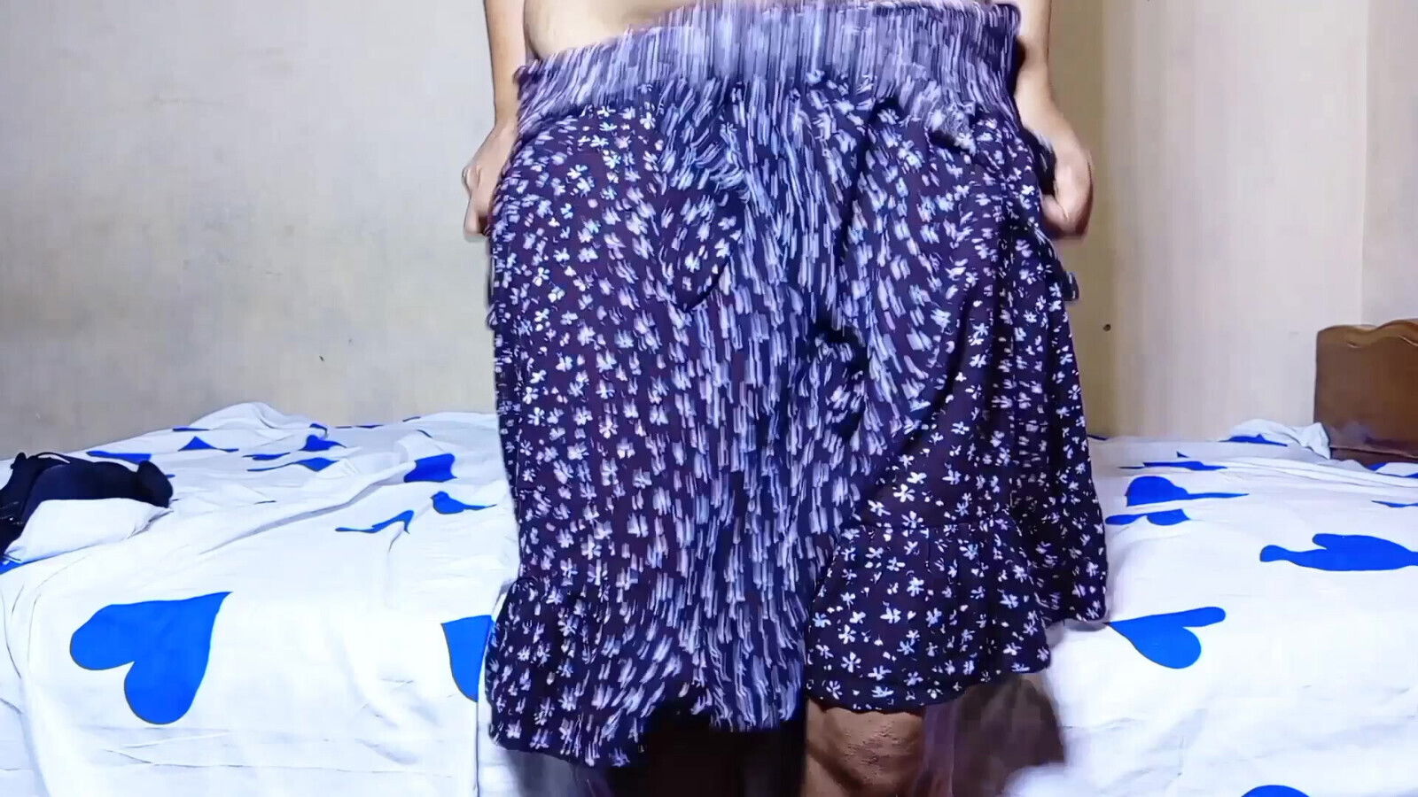 Indian girl self fucking