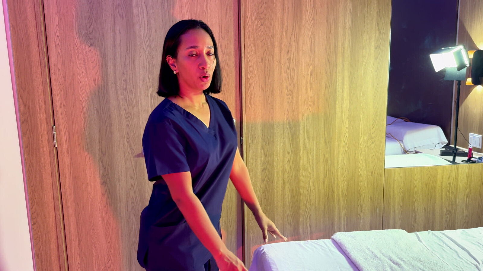 Massage with Happy Ending MILF Leyne Rodriguez Tantaly Doll