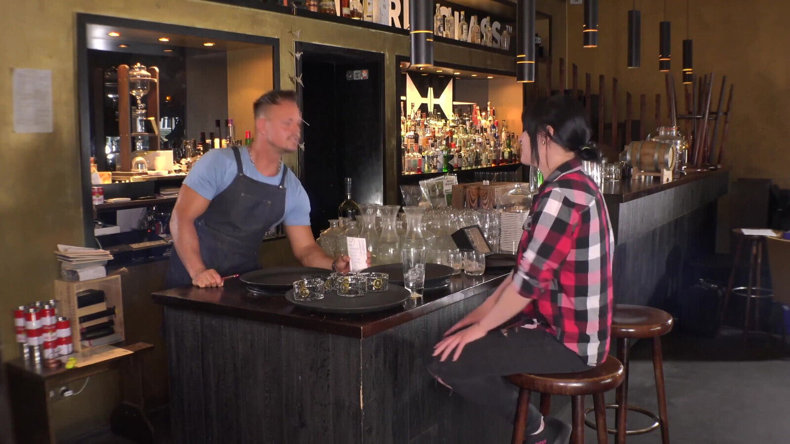 Dark Haired Slut Jerking Favorite Waiter