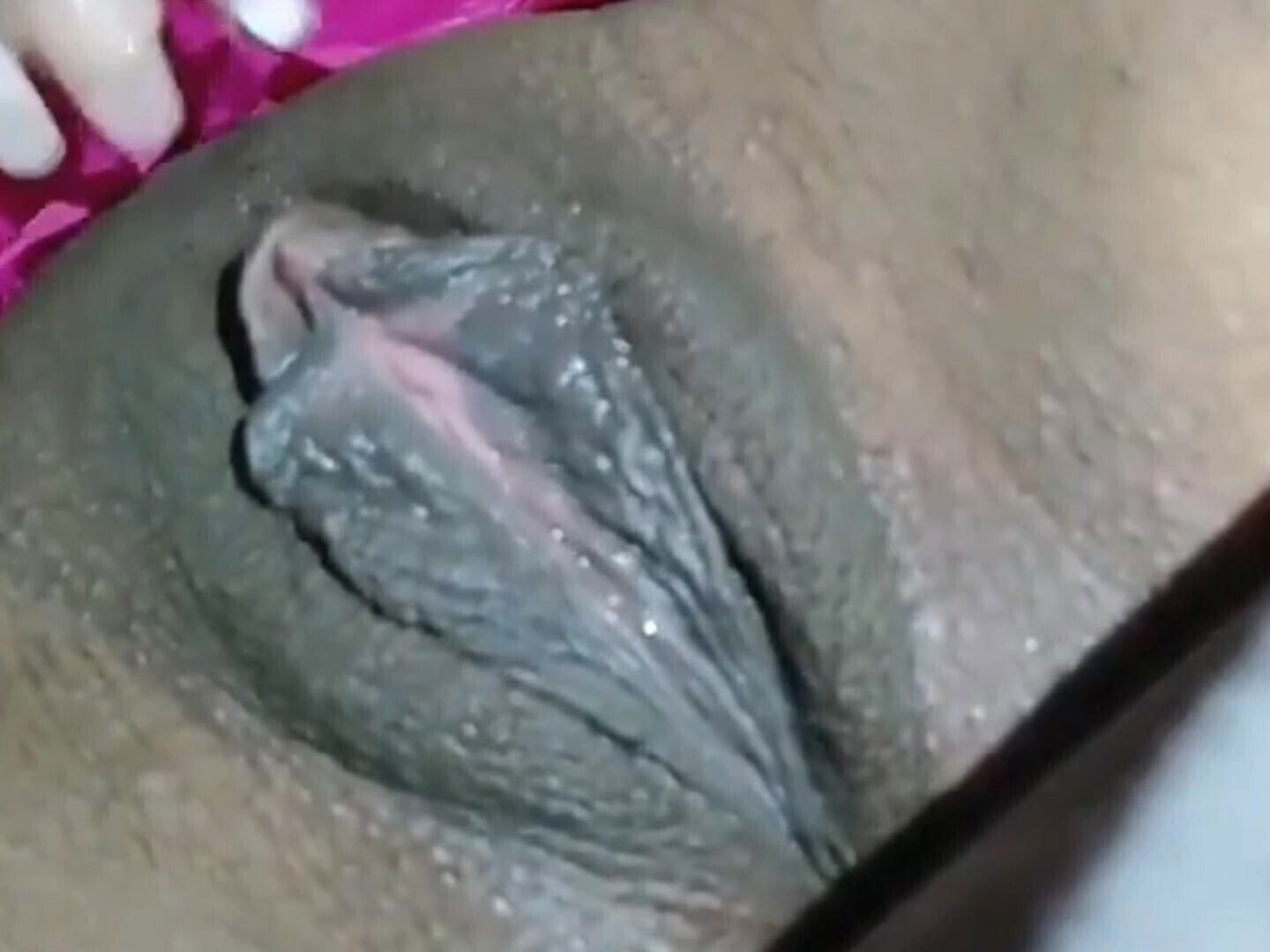 Dildoqueen Masturbating