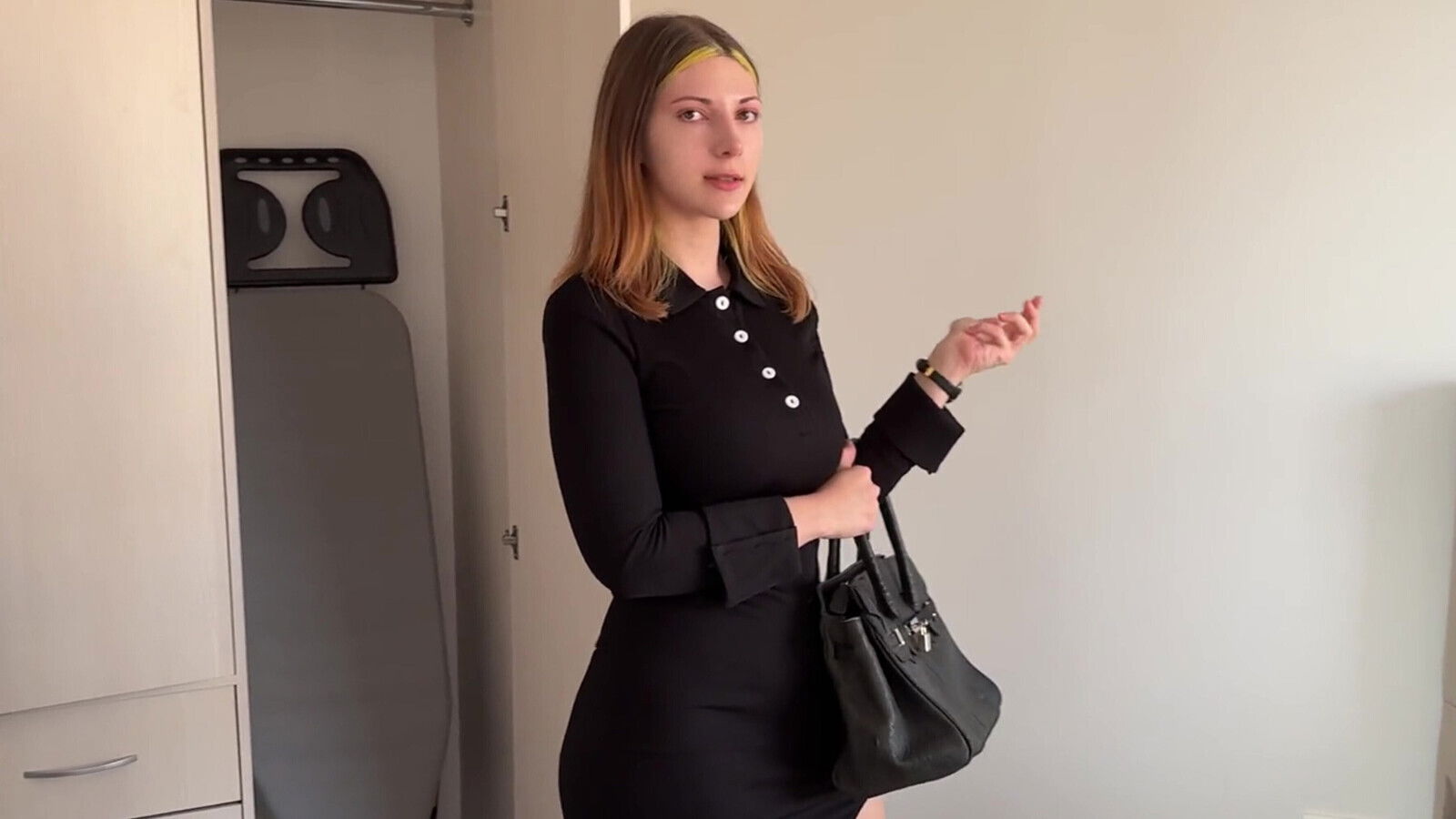 Your fuck properly. sex-starved businesswoman wants fuck