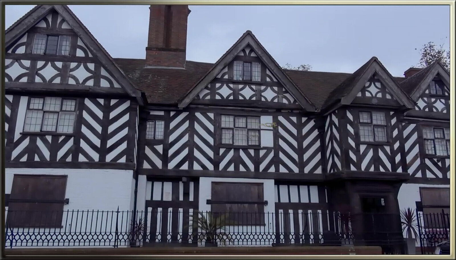 Tudor Lounge MILF's Playground