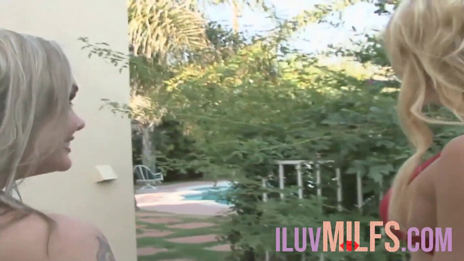 Lesbian babes fucking each other threesome