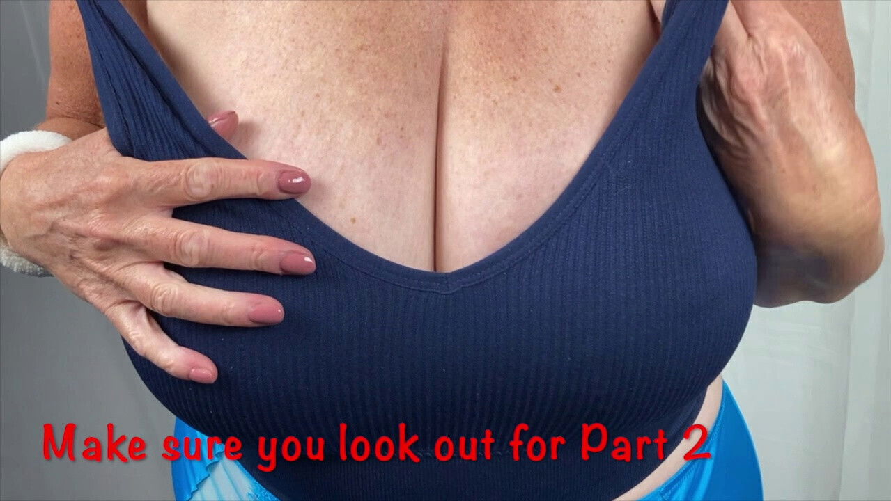 Mature Feet removing soft Bralette Part