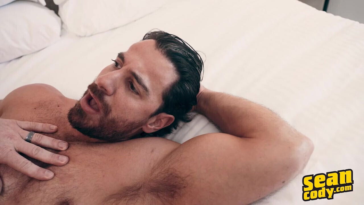 SEAN CODY Watch Several Muscular Studs Indulge Hottest Have Seen Today!