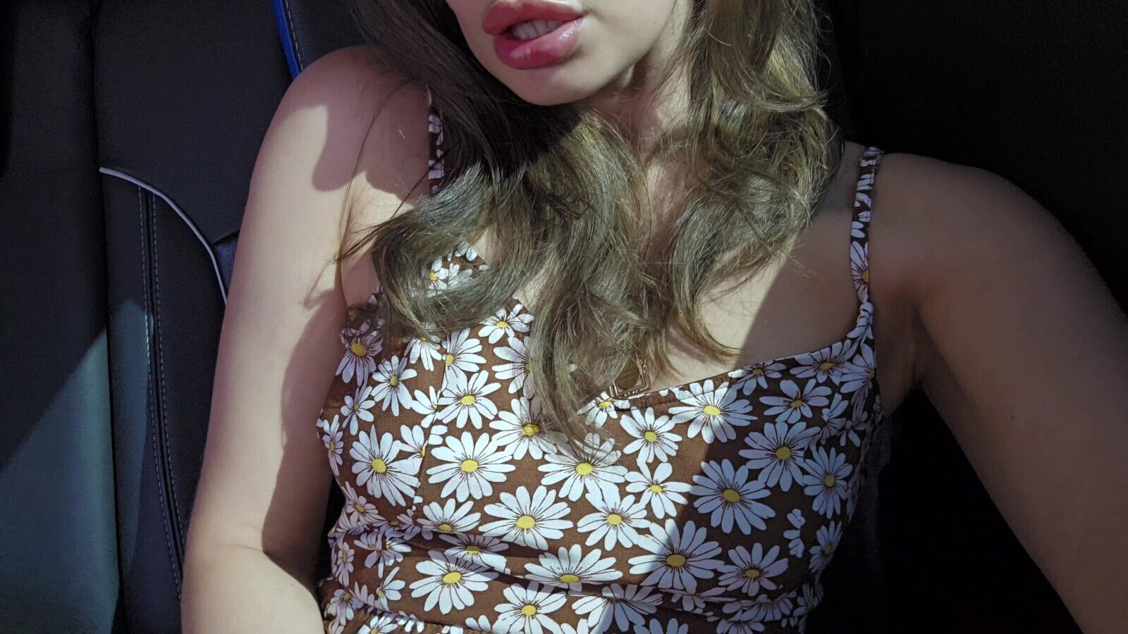 driving work taxi decided masturbate pussy. (P1)