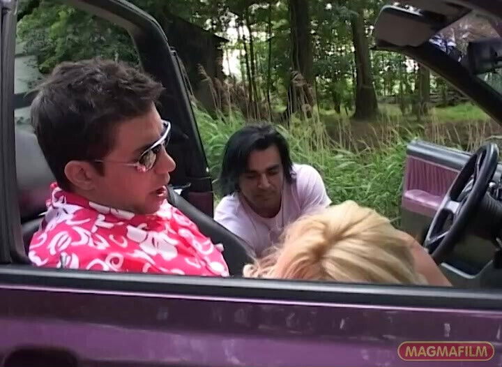 Unexpected Threesome Outdorrs