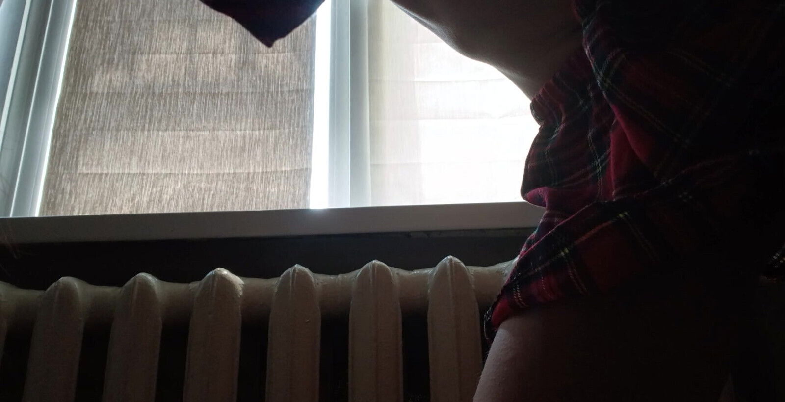 Girl school uniform masturbates