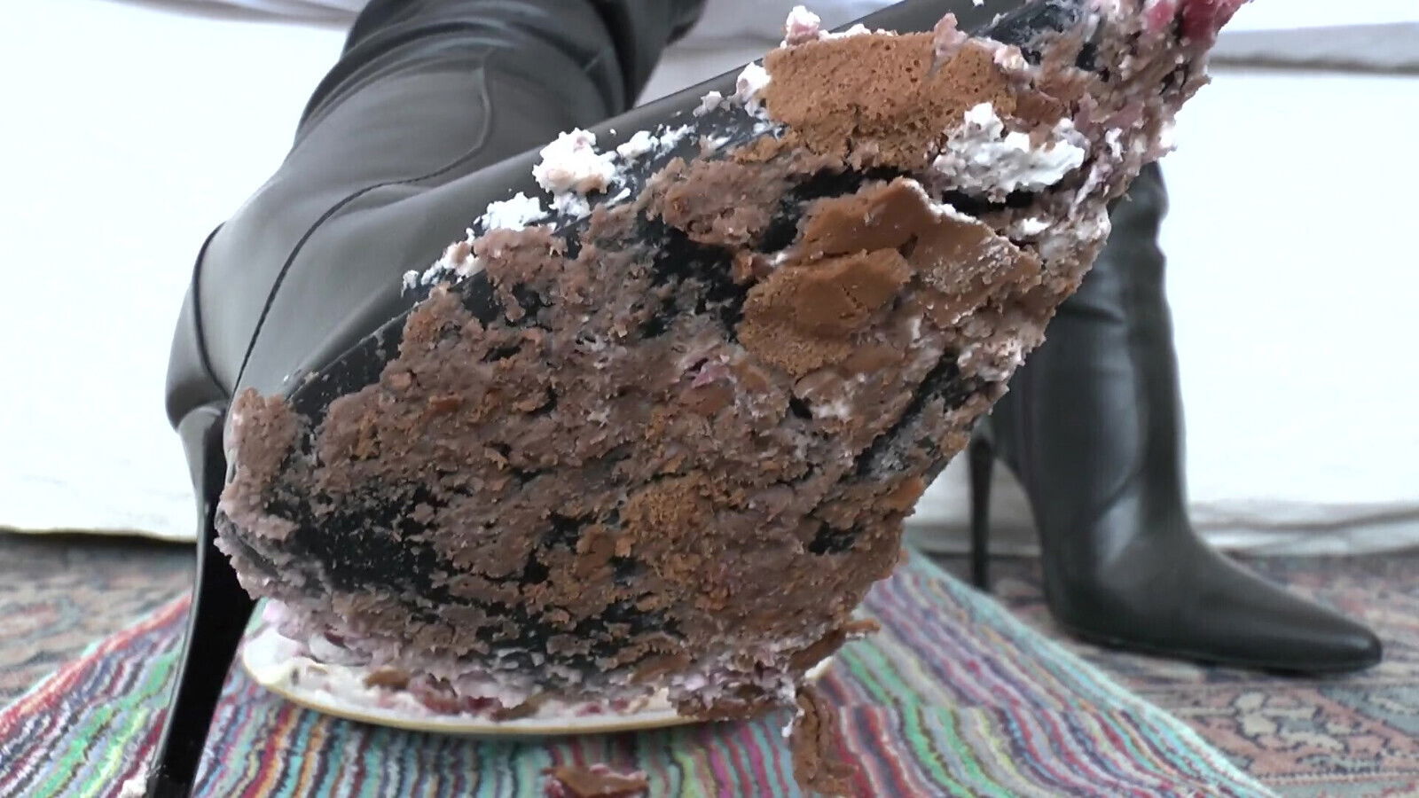 Smoking Mistress Delicious Dessert From Boot Soles, Clip, Lady Victoria Valente