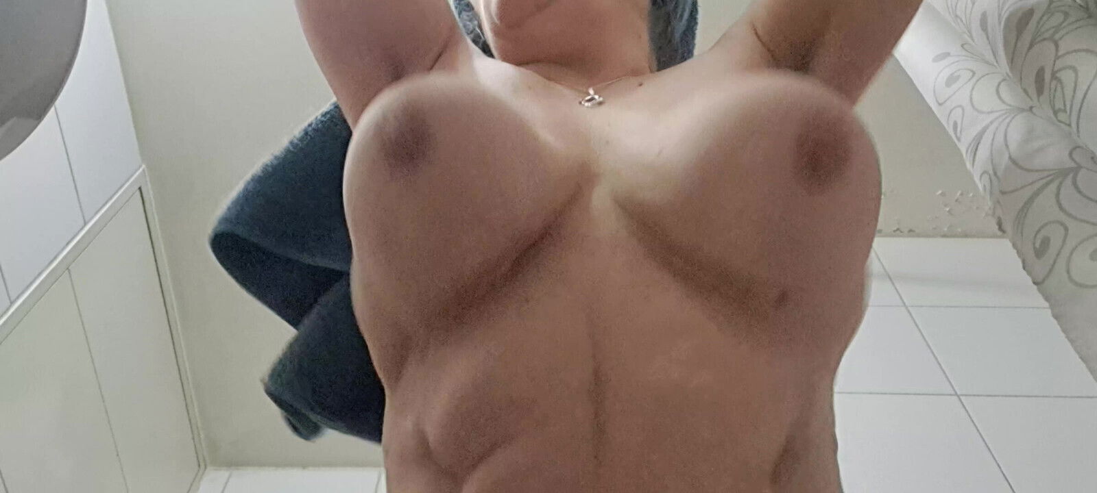 Mature MILF imagines galloping with stepson with breast movement