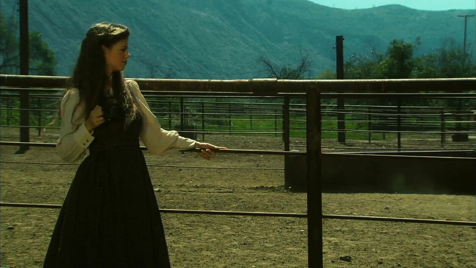 Natalia Wood Pulls From Tight Riding Pants Rides Until She's Covered