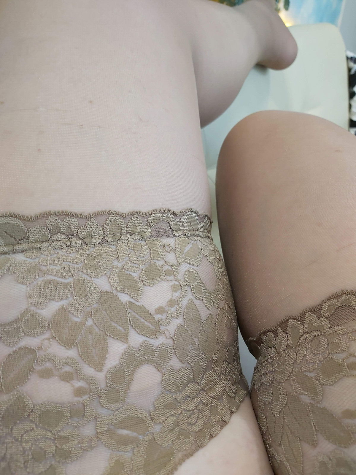 stockings dirty! love dirty torn stockings!