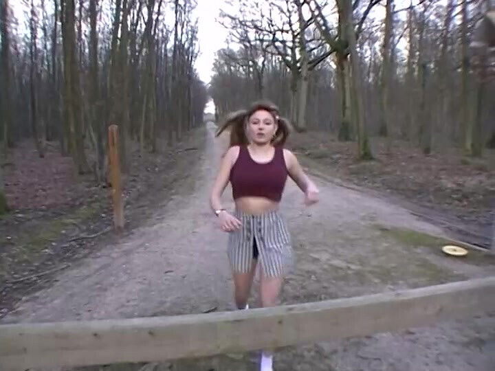 Sexy Teen with Ponytails Shows Body Shower Gets Fucked