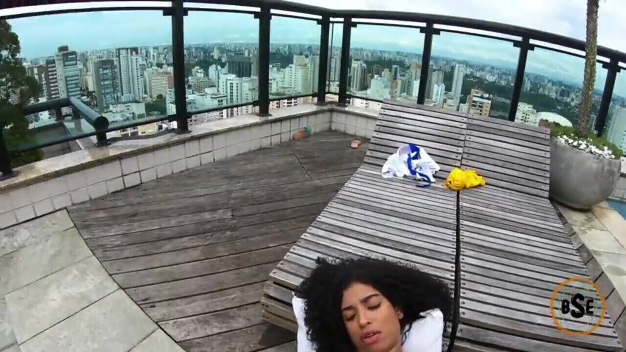 Brazilian baddie barely fits American