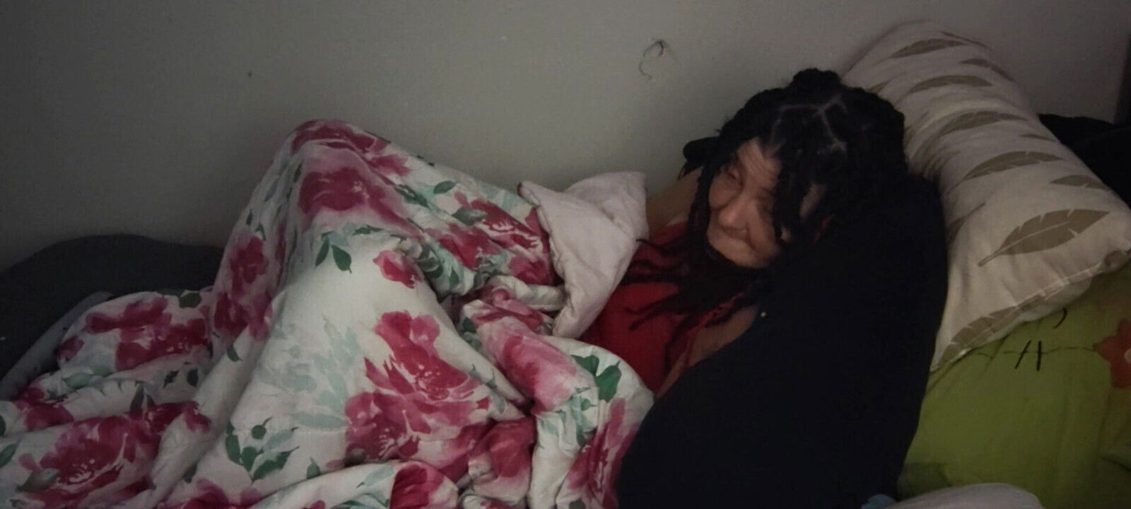 Black white love best close