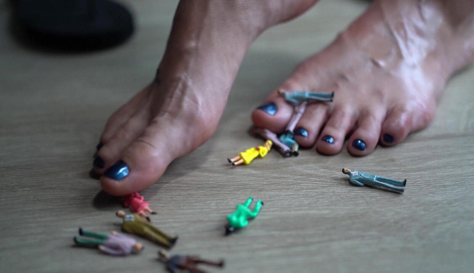 Stepping Little People with Barefeet