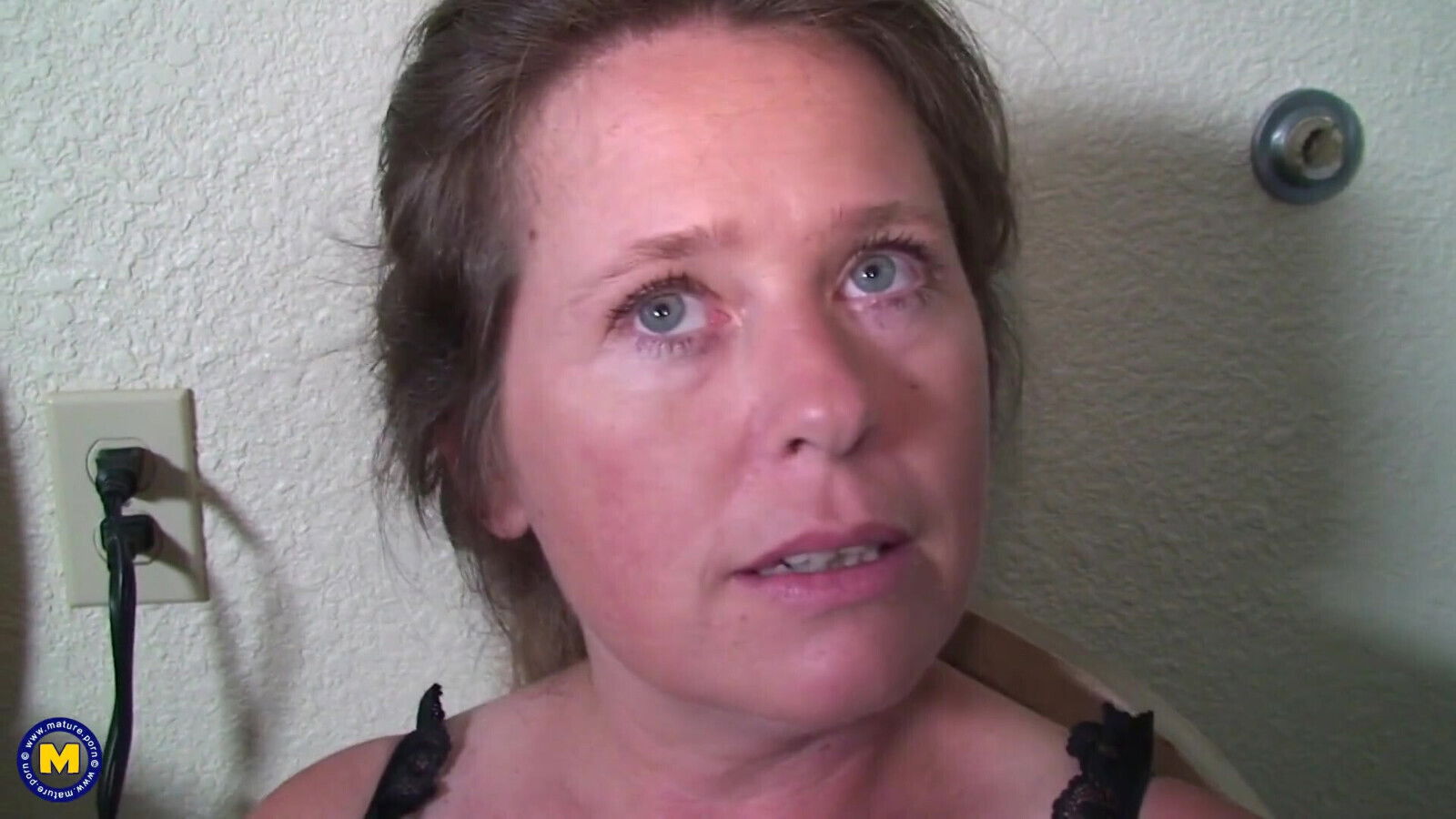 Mature Lady with Beautiful Horny Loves Black