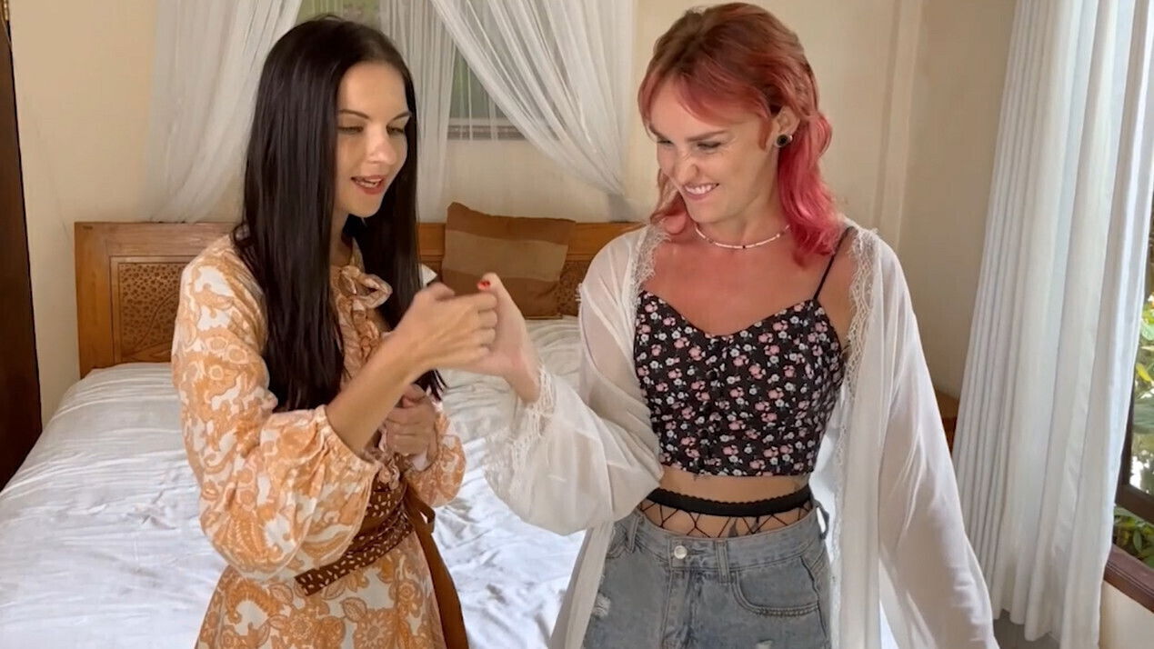 face classic thumb war, with tantalizing twist