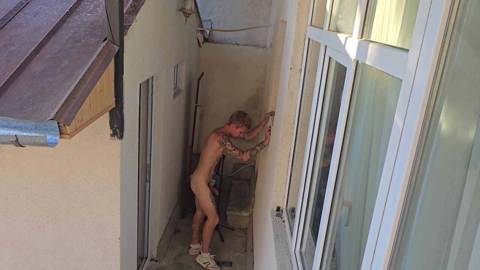 Backstage Caught with Dick Looking Jerking off, Deep Throat Blowjob Fuck Finished