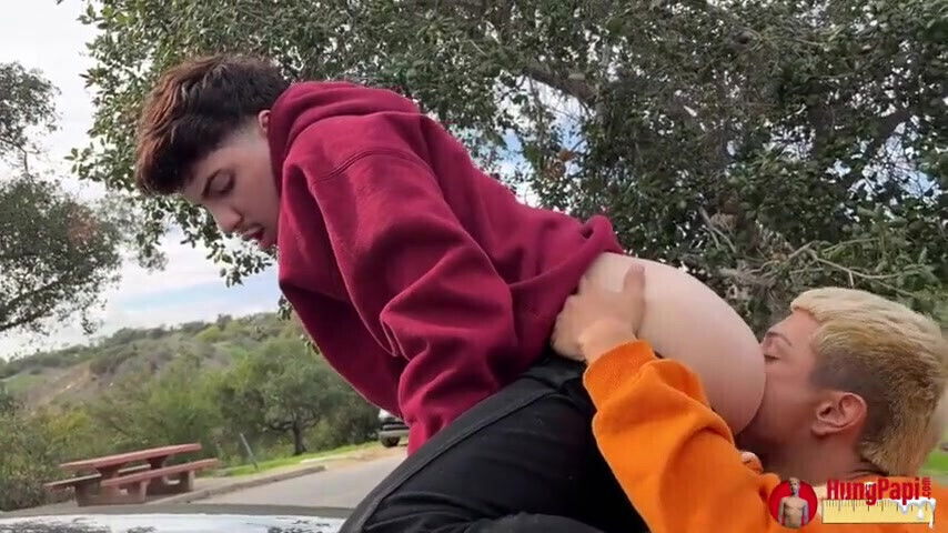 Dick Breeding Twink Hung Load Hungpapi