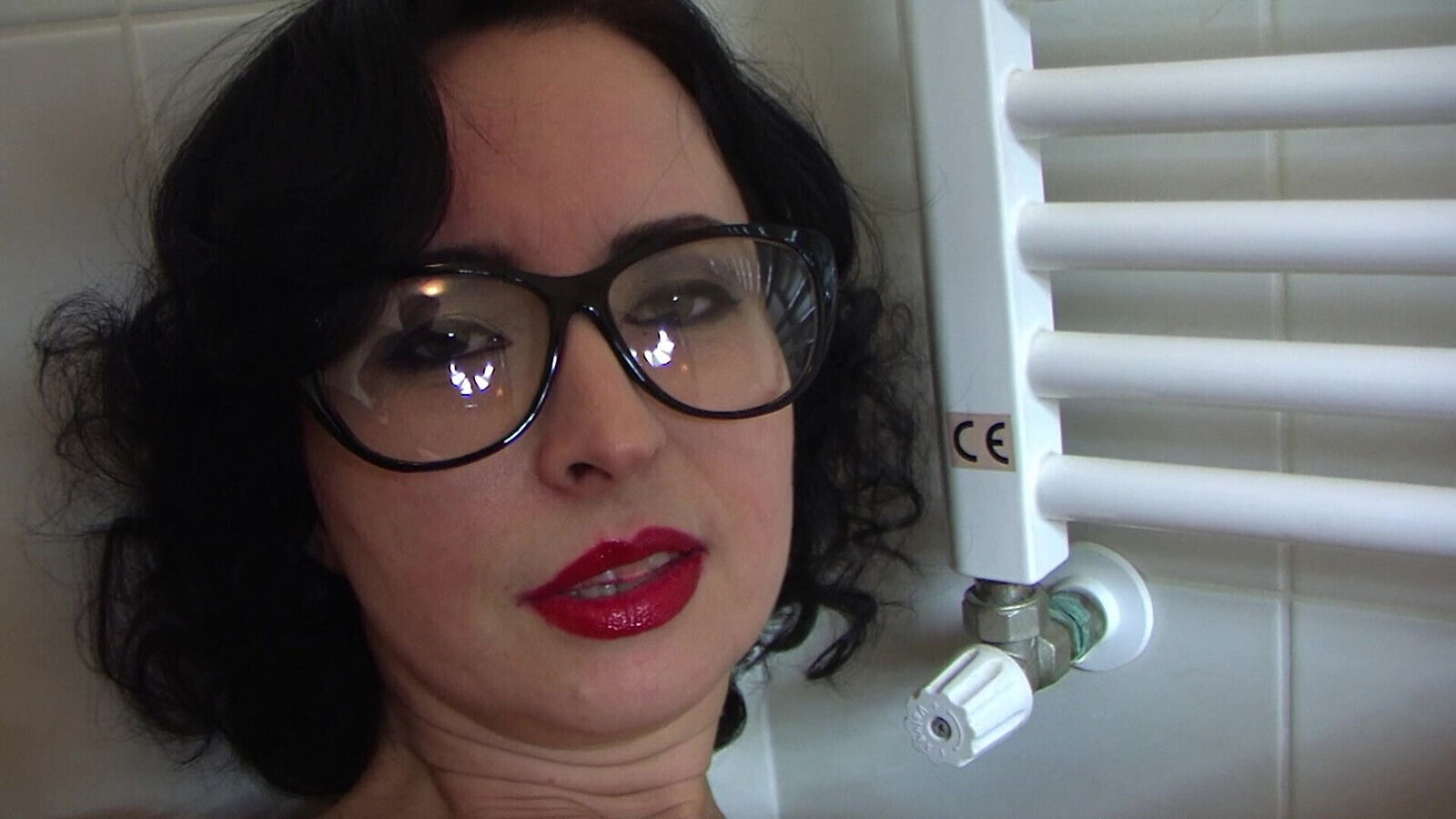 Pervert Glasses Goes Wild