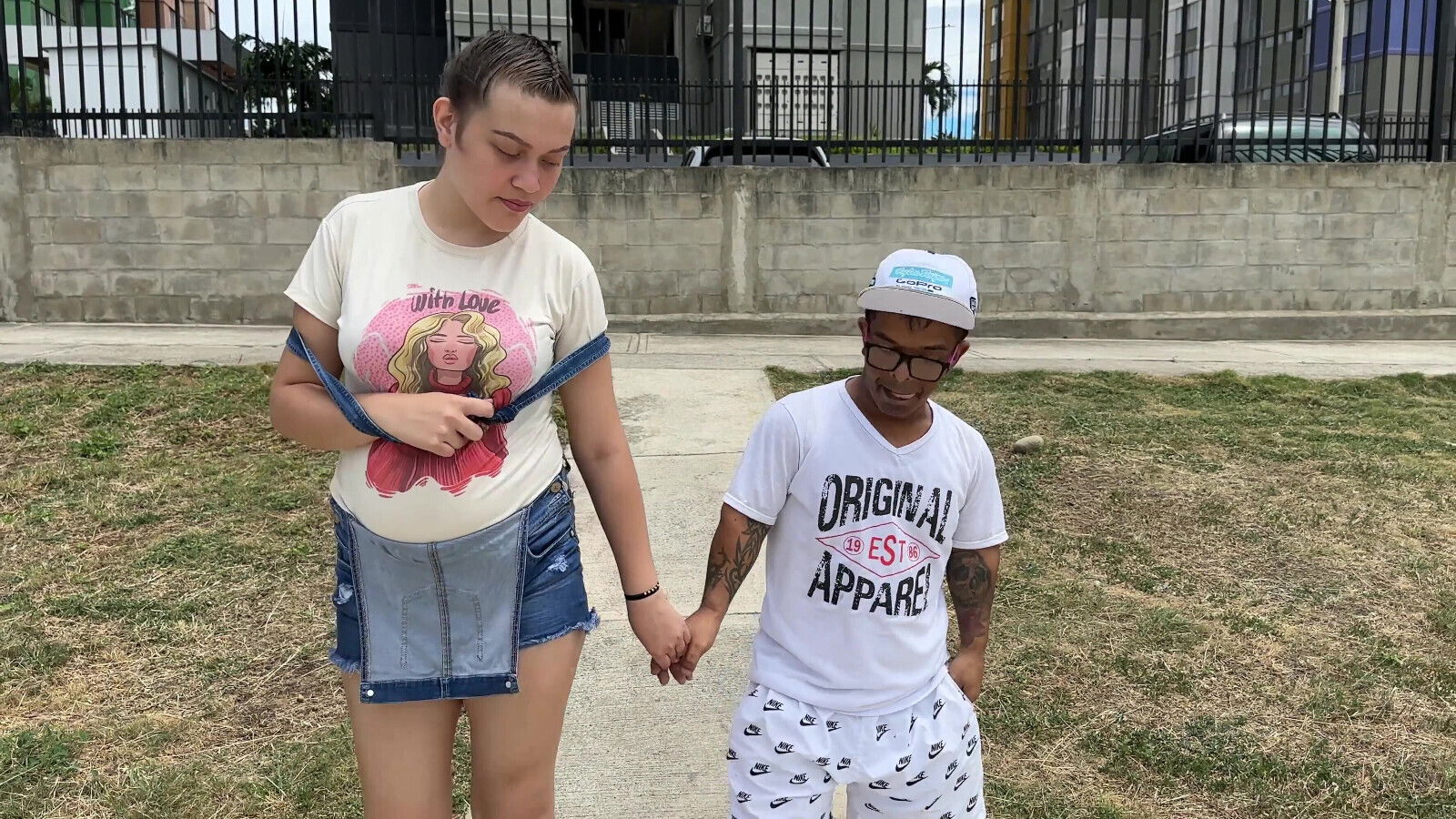 Fucking Latina Girlfriend Stepparents' House, They Arrive Unexpectedly Hide Closet