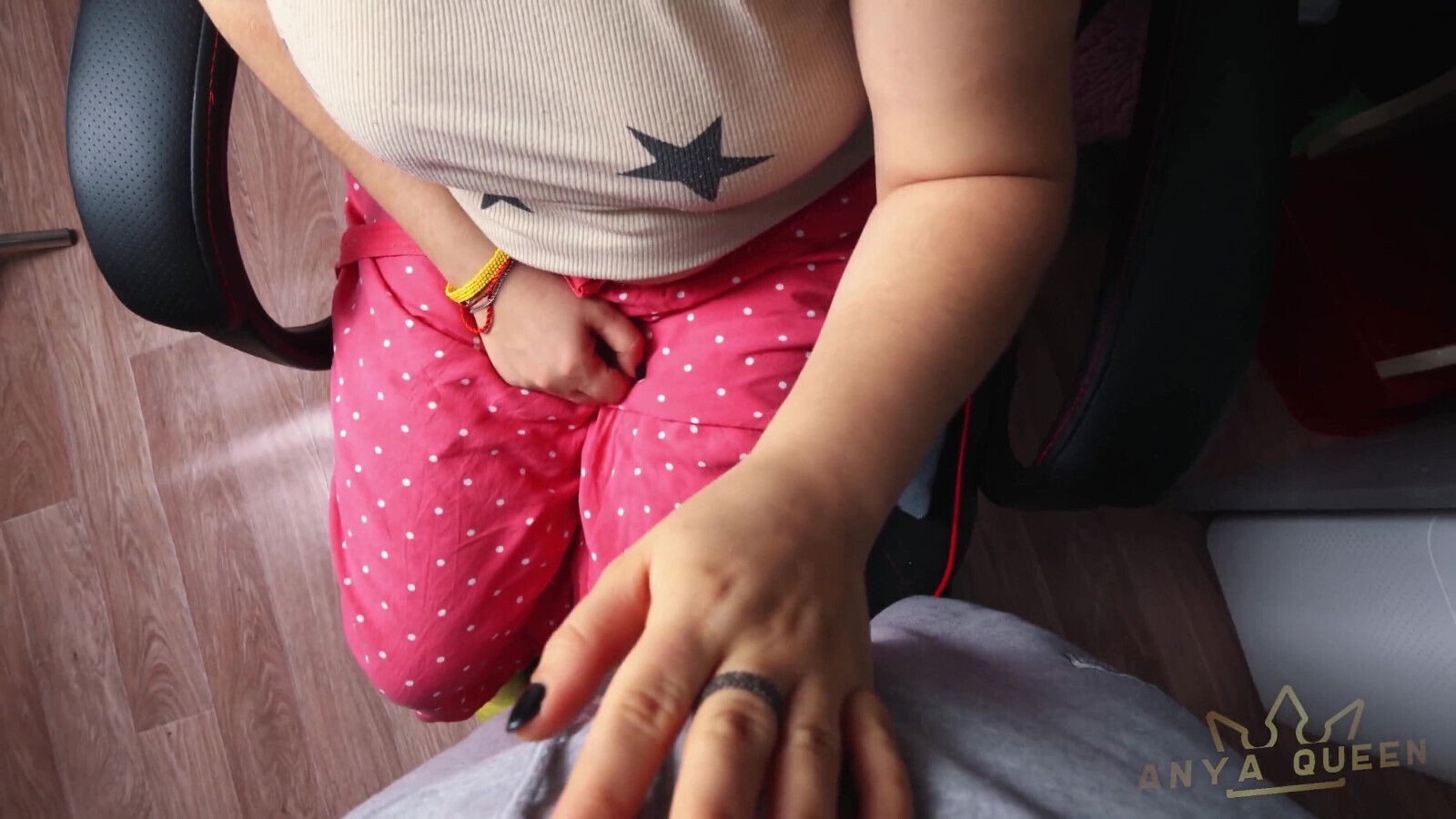 Will Suck Your Hard Will Natural Tits!