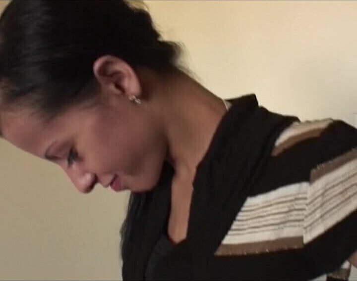 Skinny German slut gets creampie after fuck