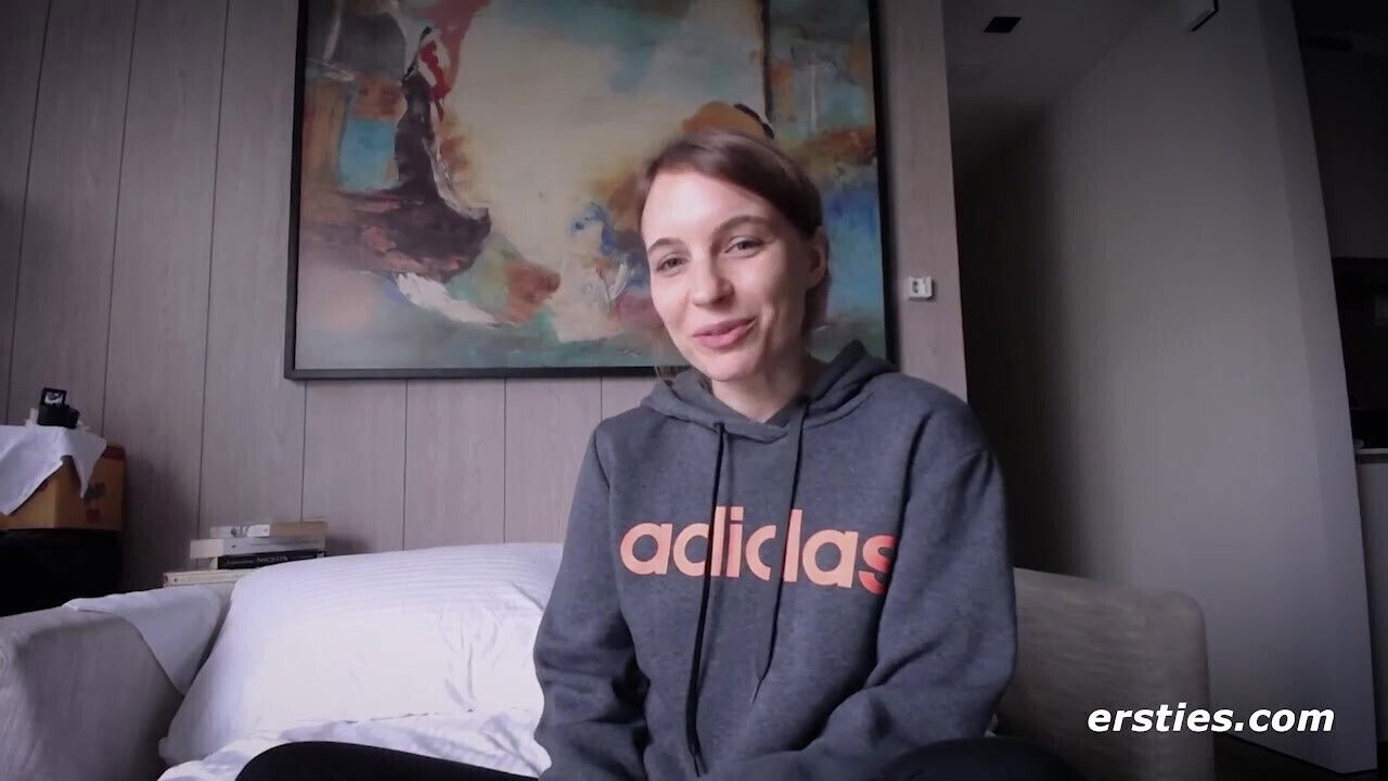 Ersties Zoom meeting escalates into lesbian date