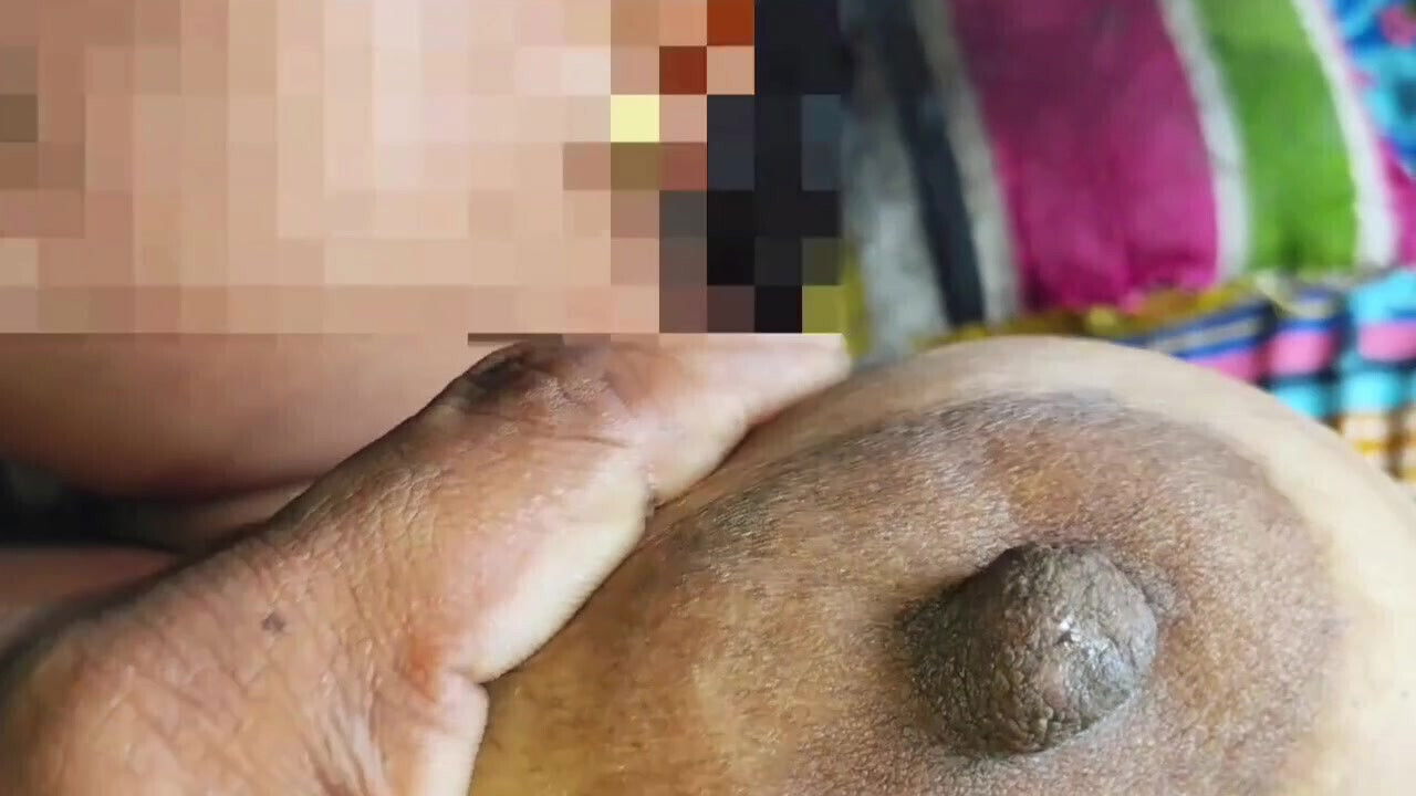 Kissed Bhabi's chut slowly