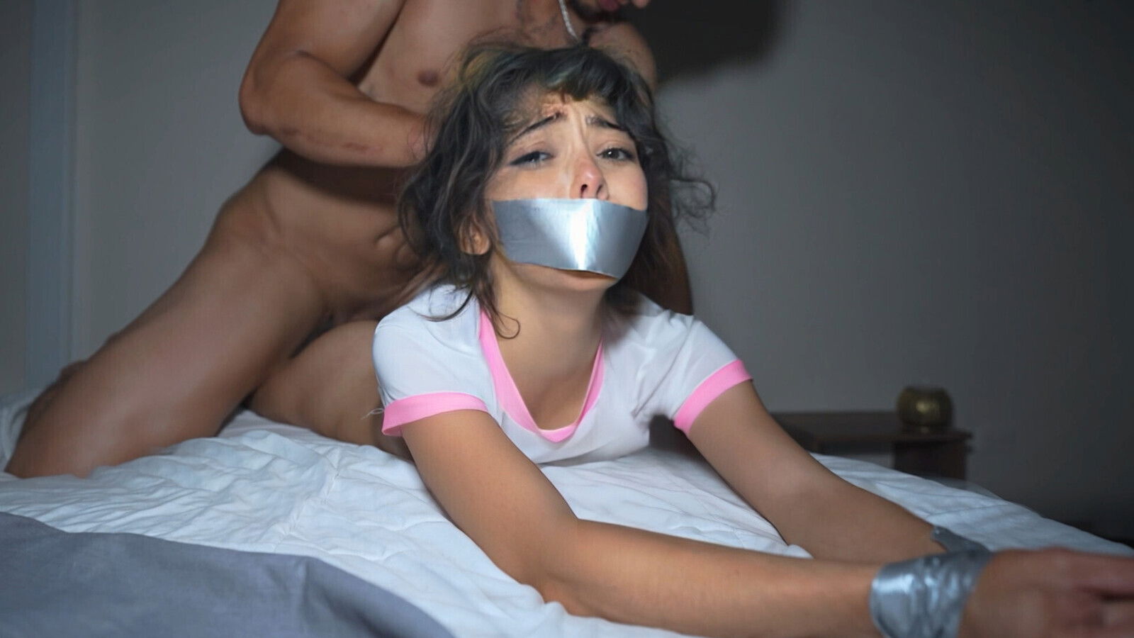 Tape Shut Neighbors Will Hear