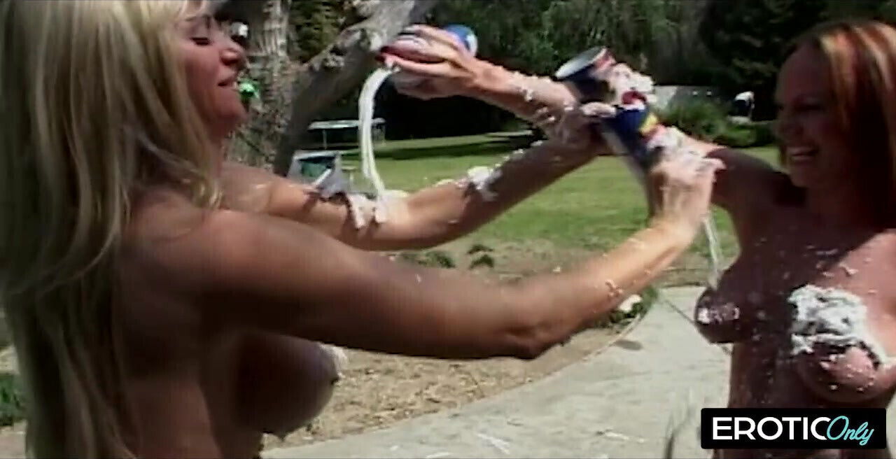 loves fuck stepsister's pussy deep hard